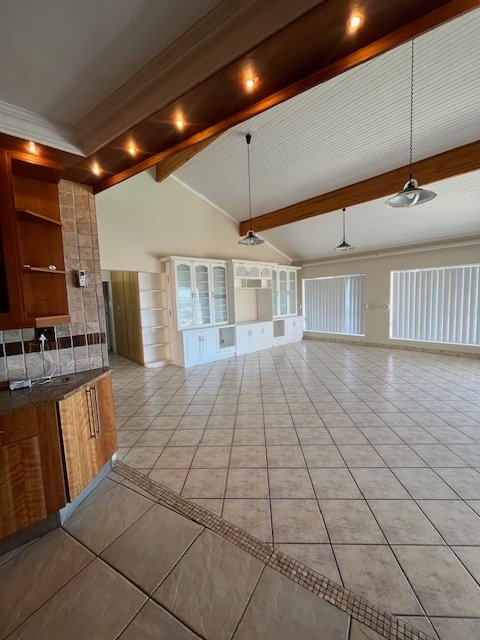 4 Bedroom Property for Sale in Menkenkop Western Cape